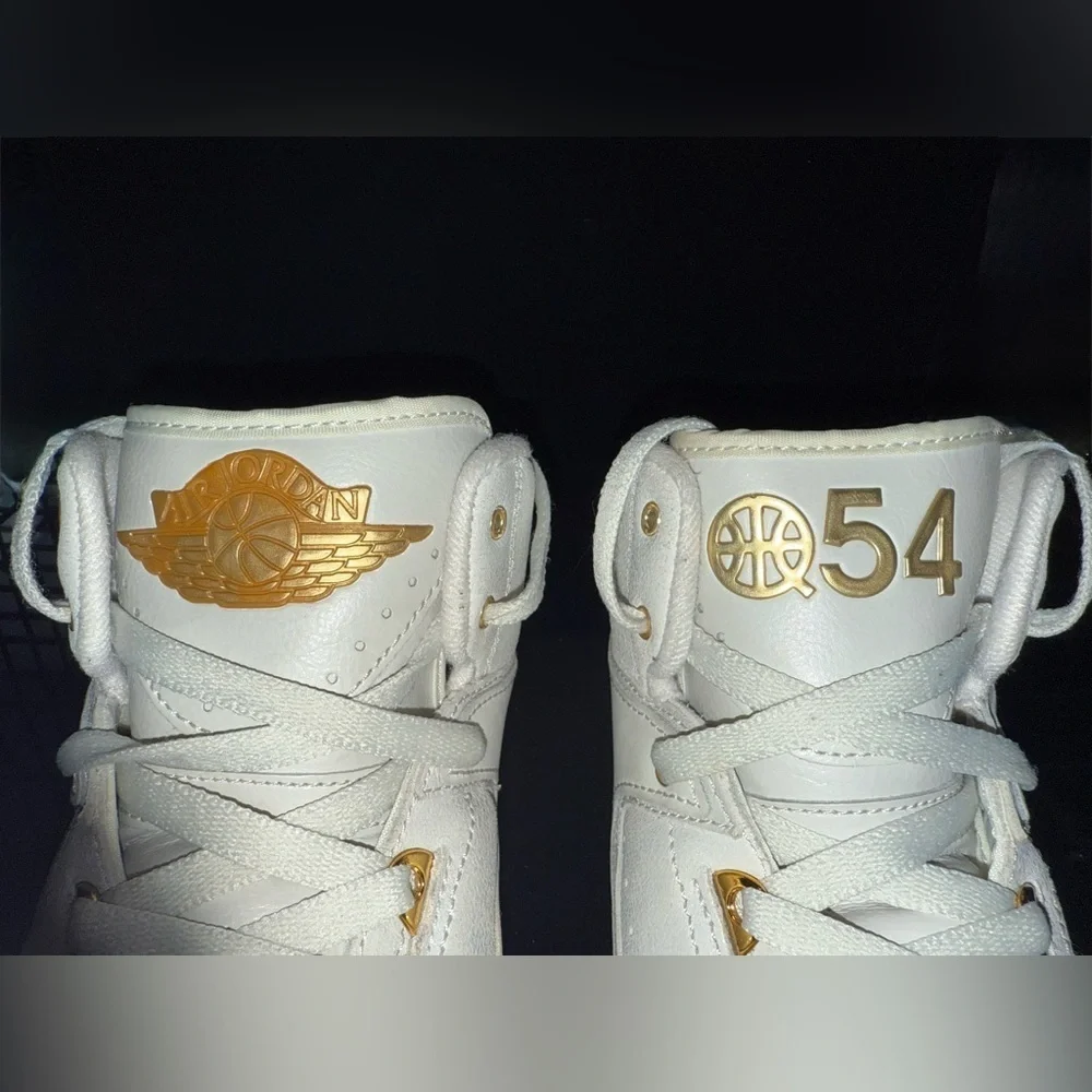 Nike Air Jordan 2 Retro Qui 54 Sneakers